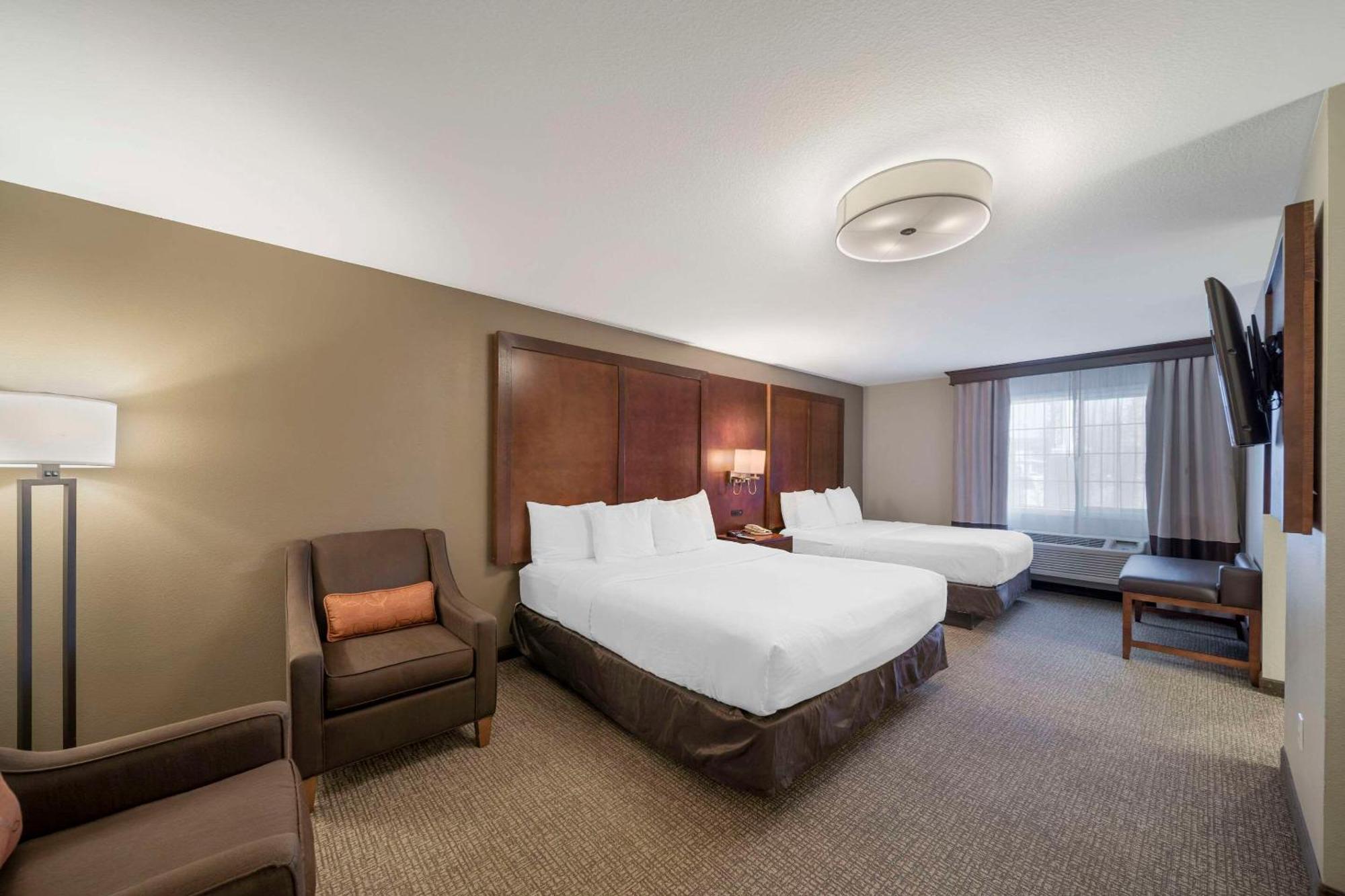 Comfort Suites Red Bluff Near I-5 Buitenkant foto