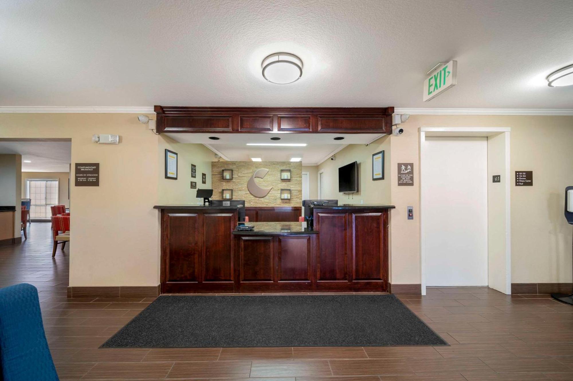 Comfort Suites Red Bluff Near I-5 Buitenkant foto